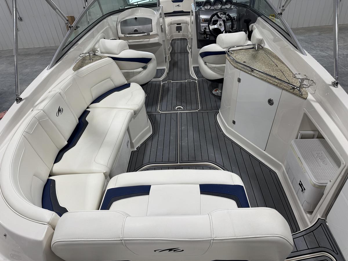 Used 2008 Monterey 254 FS