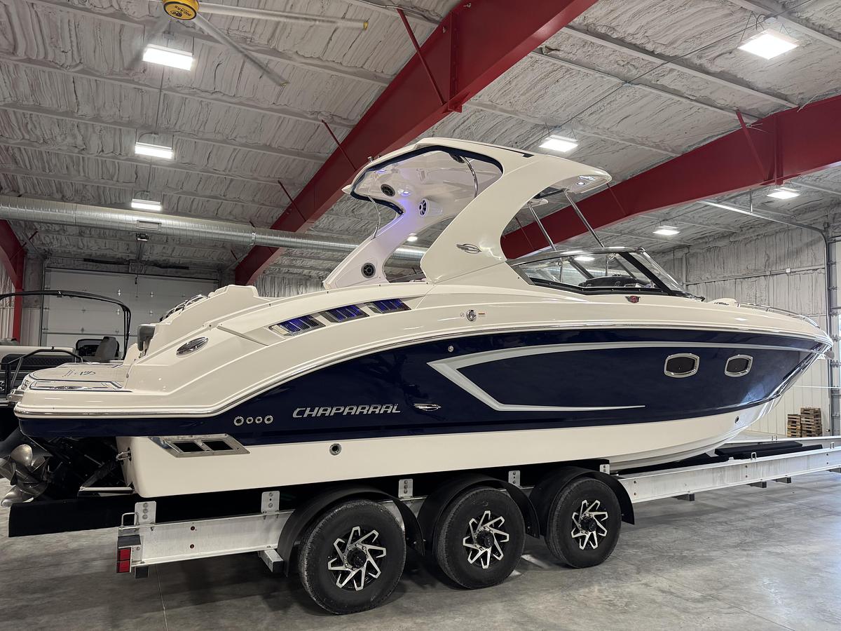 Used 2015 Chaparral 327 SSX