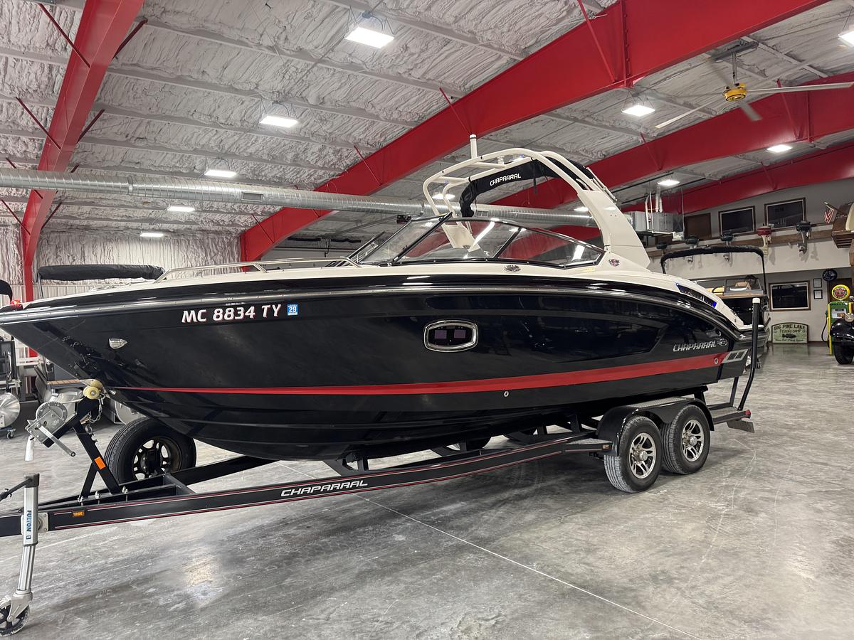 Used 2017 Chaparral 257 SSX