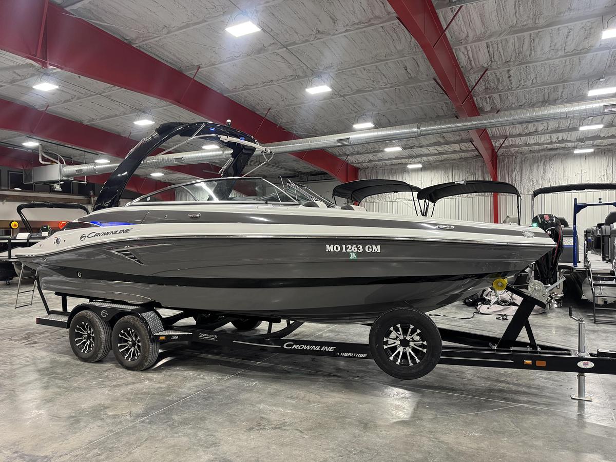 Used 2020 Crownline 255 SS