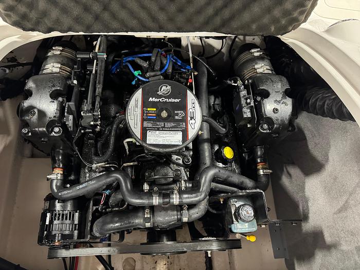 Used 2014 Starcraft 2000 Limited