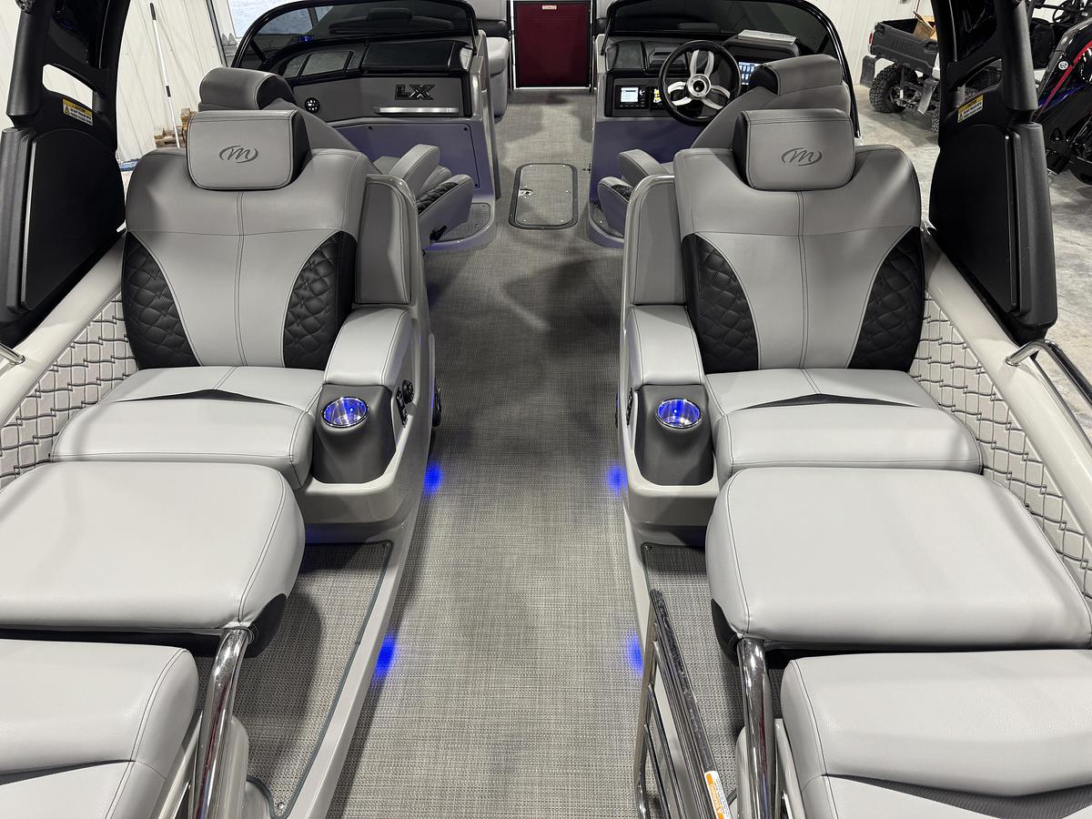 Used 2021 Manitou LX 25