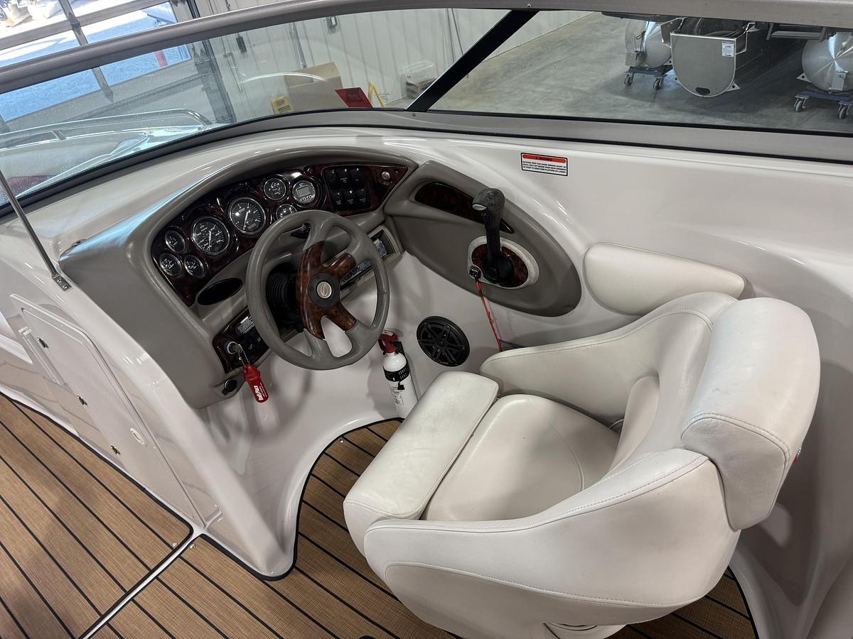 Used 2003 Crownline 270 BR