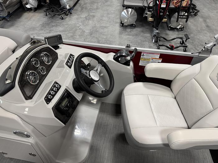 Used 2022 Lowe 270 SS