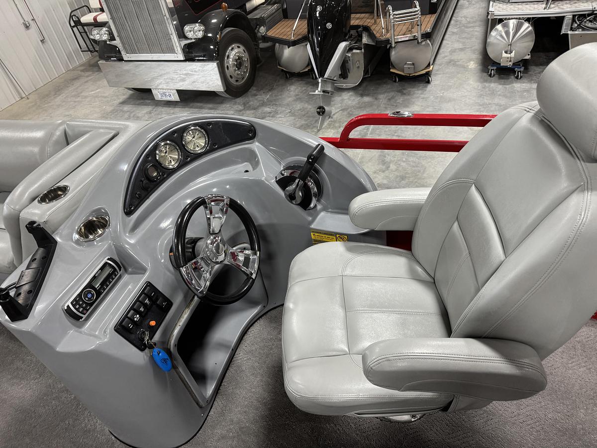 Used 2014 Bentley 243 Cruise