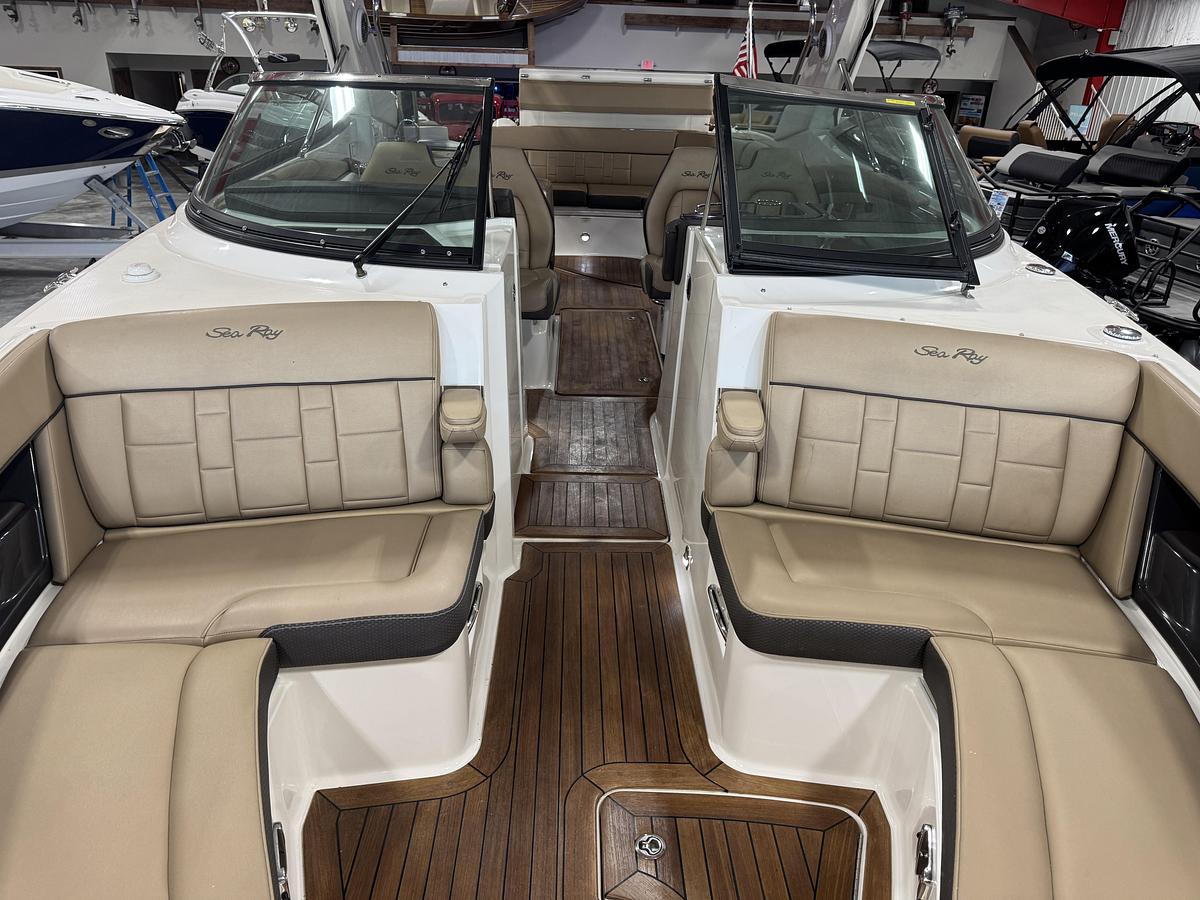 Used 2016 Sea Ray 350 SLX