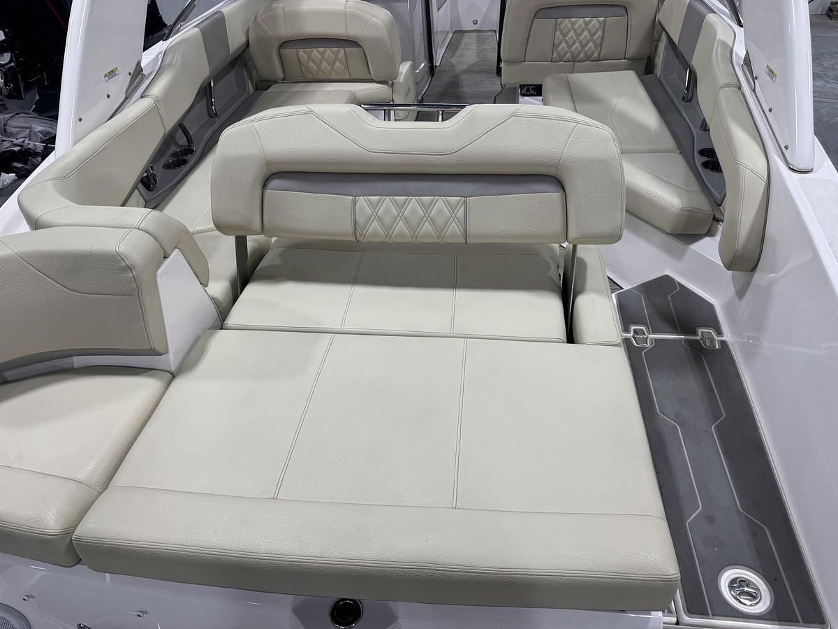 Used 2019 Regal 26 Fasdeck
