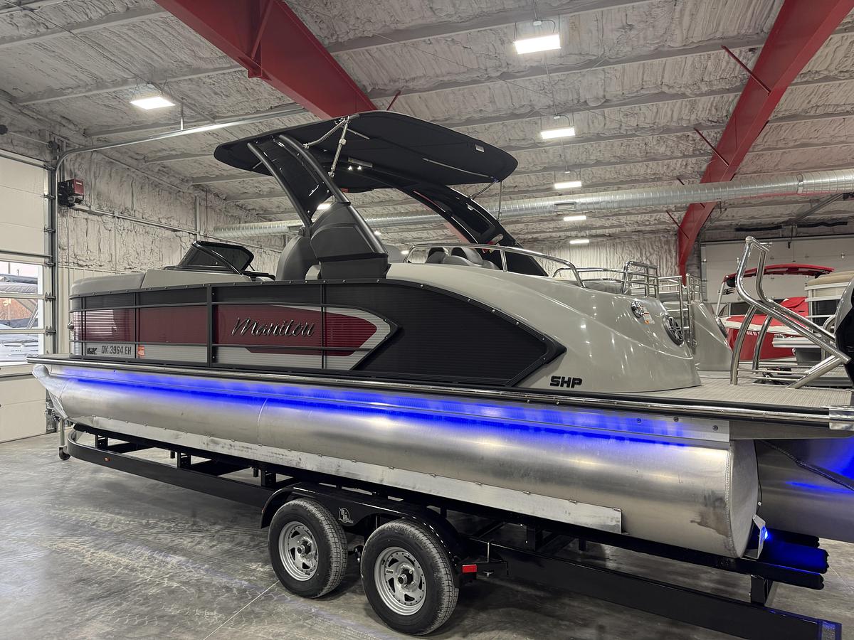 Used 2021 Manitou LX 25