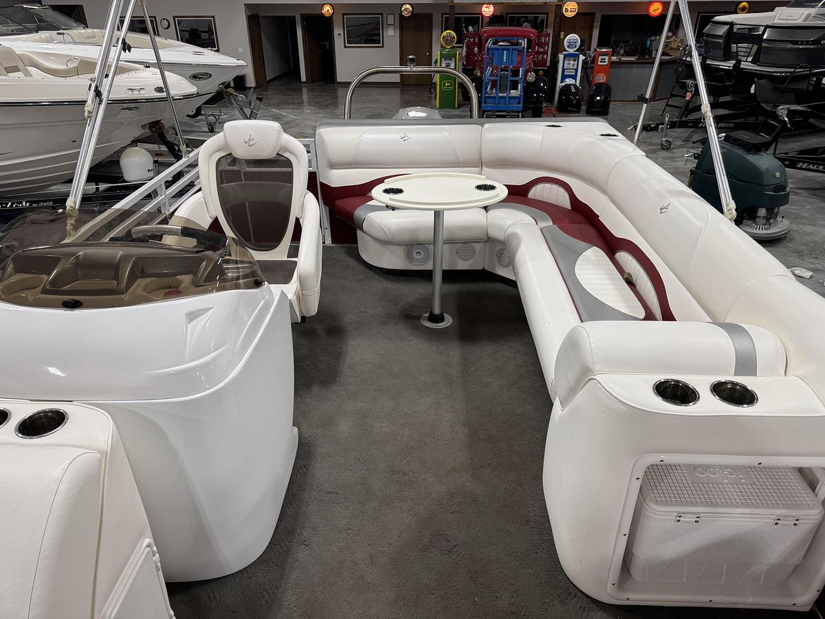 Used 2012 JC Tritoon 21 Neptoon