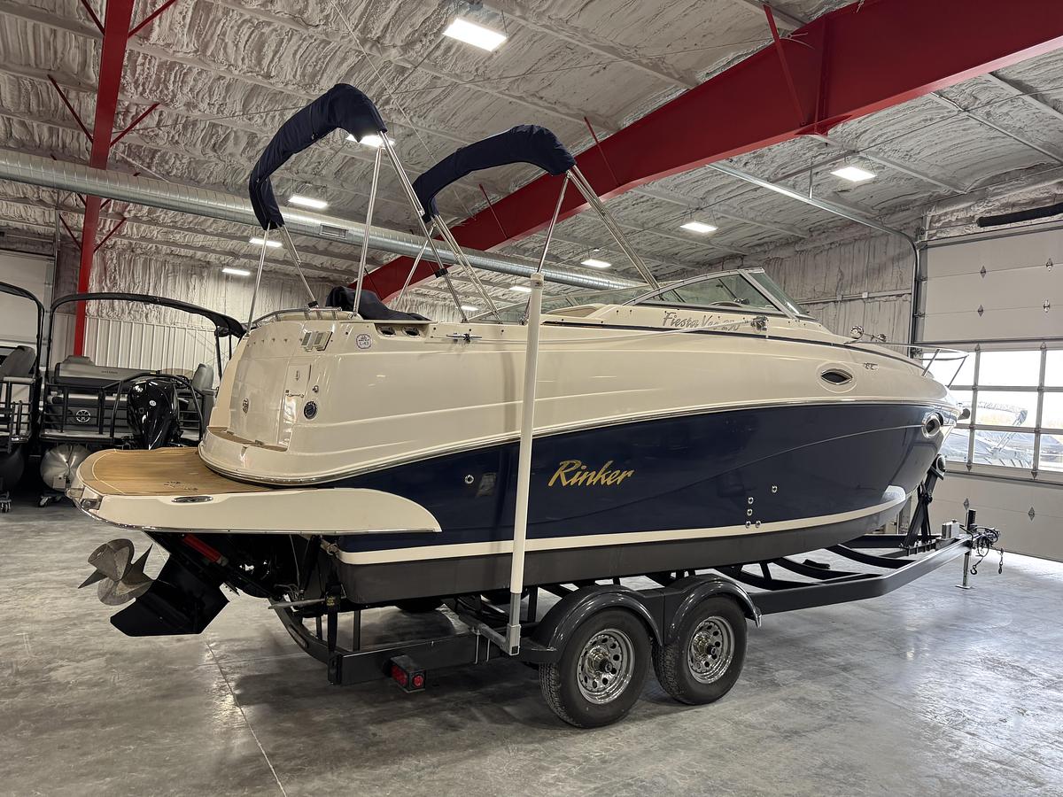 Used 2006 Rinker 250 Fiesta Vee