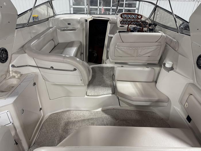 Used 2000 Regal 2760 Commodore