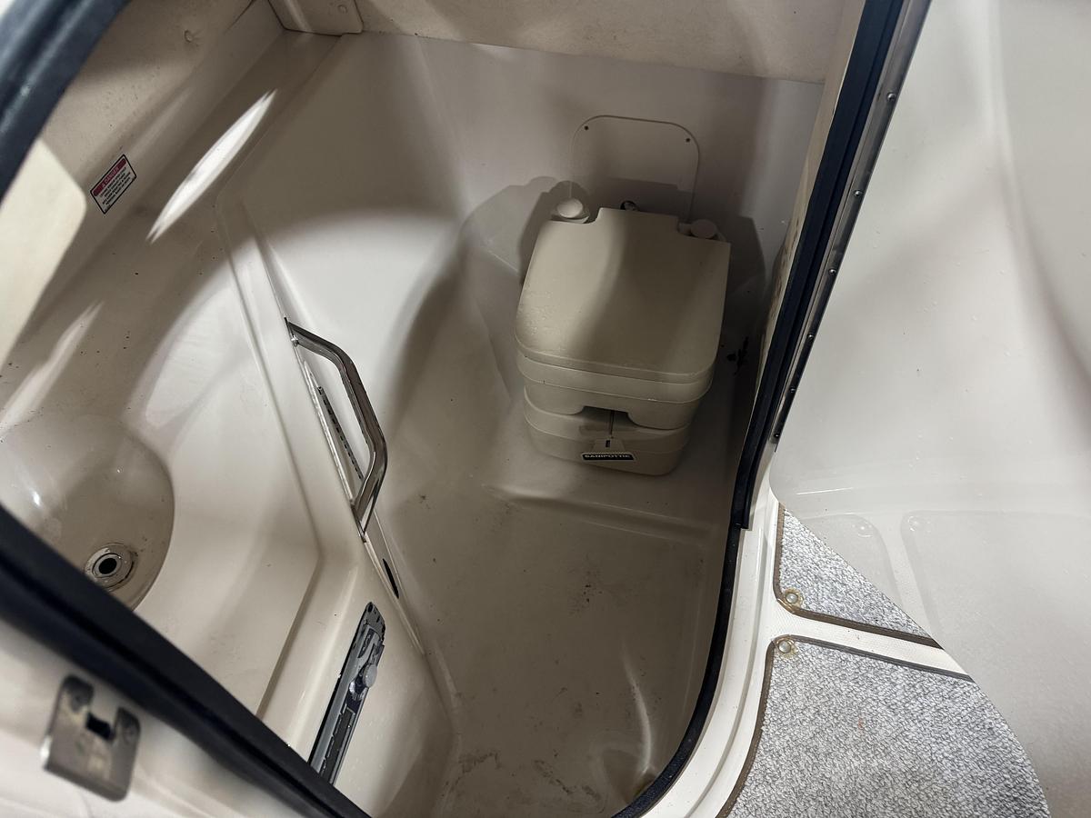 Used 2002 Sea Ray 270 Sundeck