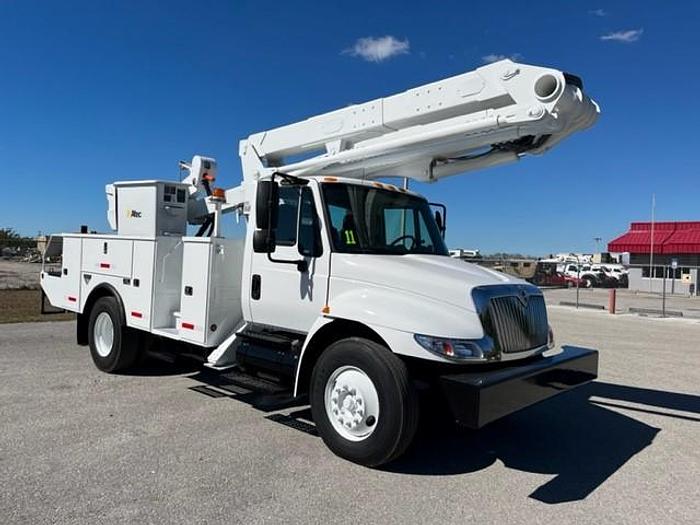 Used Altec TA50-MH 55ft Bucket Boom Truck on 2011 International 4300 Reg Cab Utility Truck - C87725