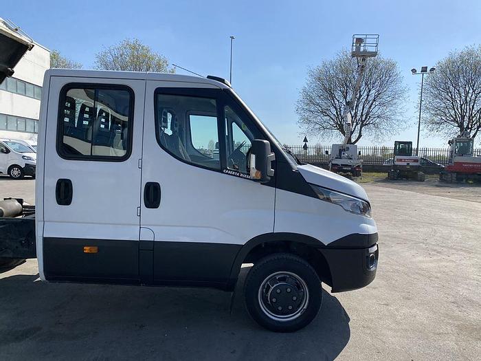 Usato 2016 IVECO  DAILY 35.150