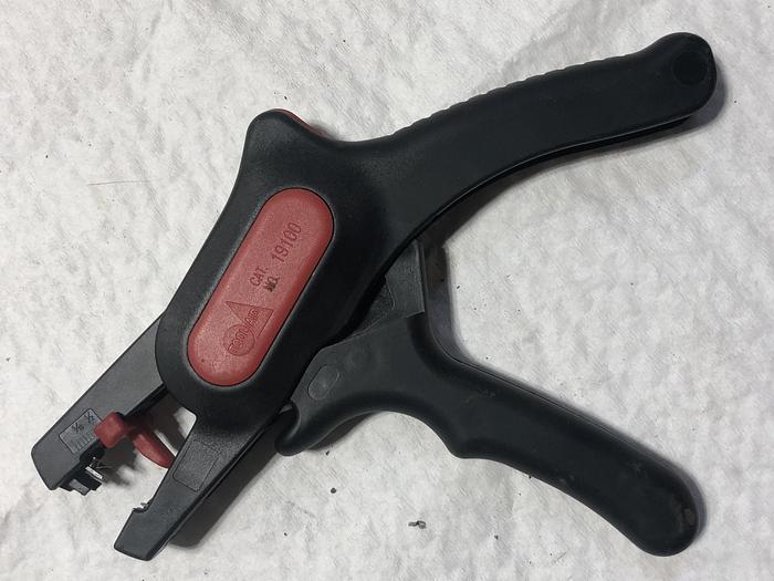 Used S & G Tool-Aid 19100 Self-Adjusting Wire Stripper(C2)