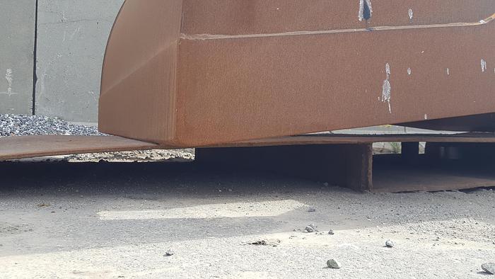 Used SMAG Clamshell grab