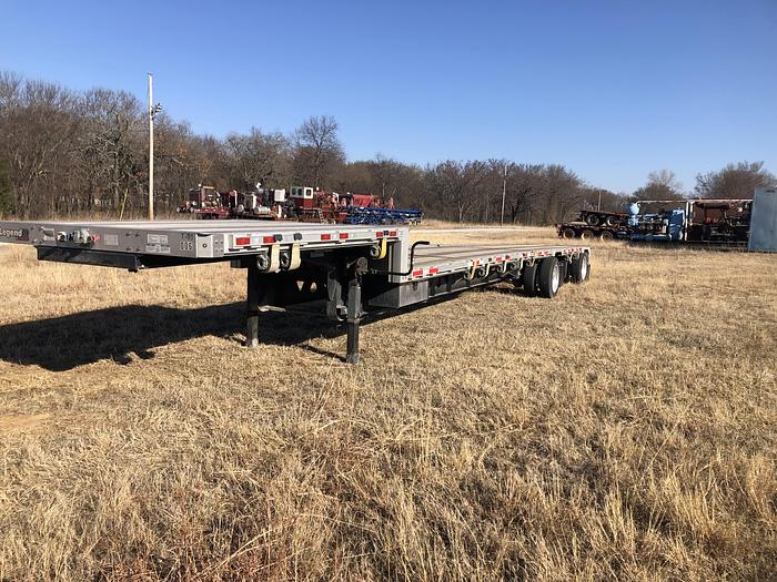 Used 2019 Manac 48 ft step deck trailer