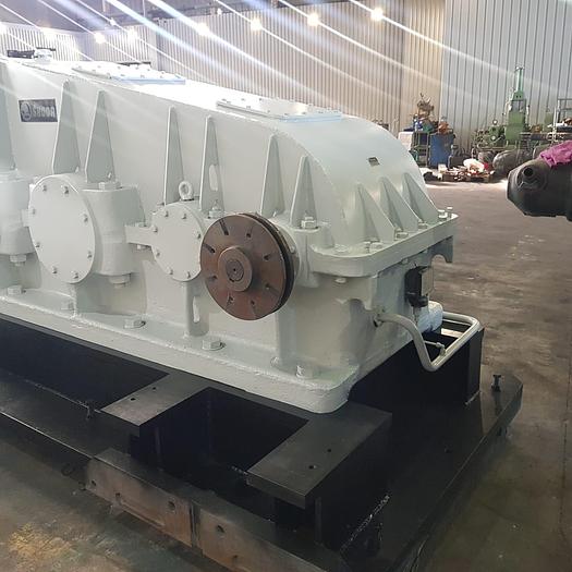 Refurbished 1986 Buzuluk 660mm dia x 2130mm two roll mill