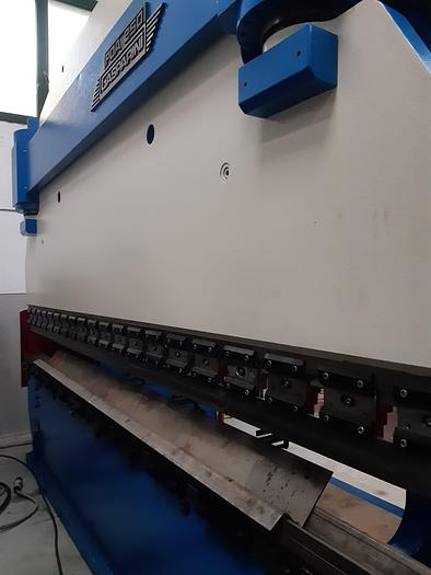 Usato PIEGATRICE GASPARINI IDRAULICA 4000X250 TON