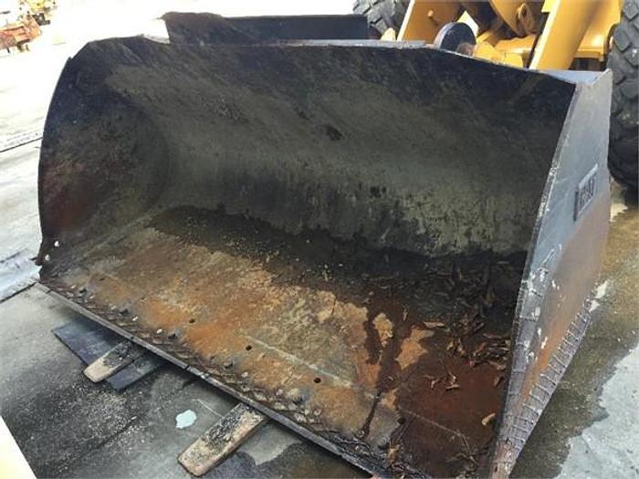 Used 2014 CATERPILLAR 930K