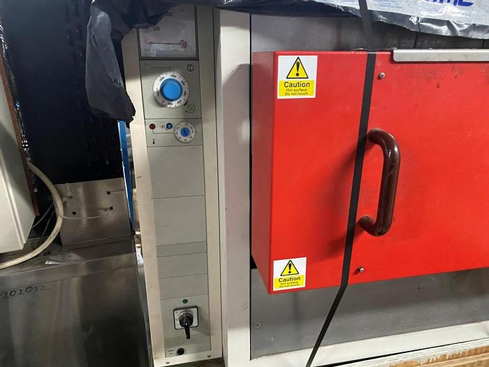 Used Heraeus K 1253 F Furnace Oven