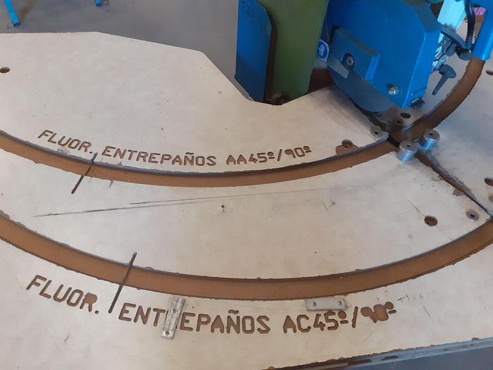 Usado Serra Radial com bancada OMGA