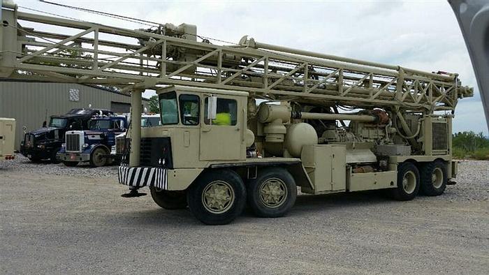 Used 1981 Ingersoll-Rand T4LD Drill Rig