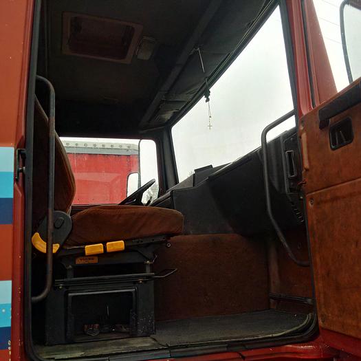 Usado 1981 VOLVO F10 320 10 tyres tipper