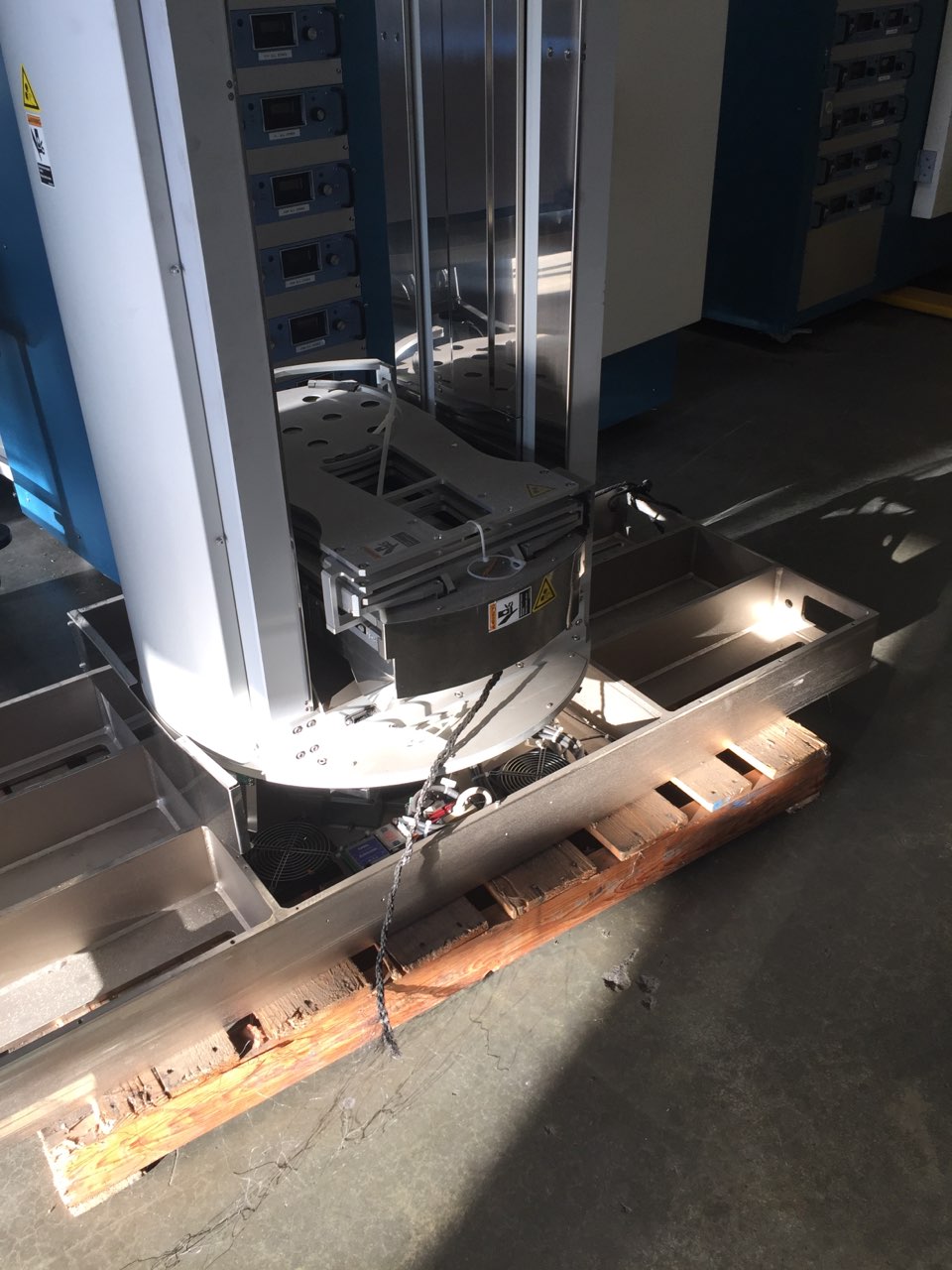 Used TEL act 12 more racks with Hot plates