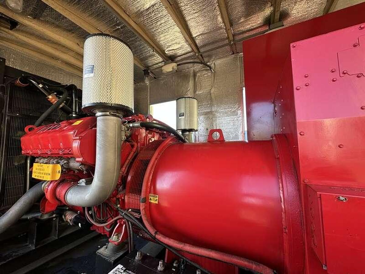 Used Used MTU DS00500 10V1600G80S Diesel Generator, 585 Hrs, EPA Tier 2  500 kW