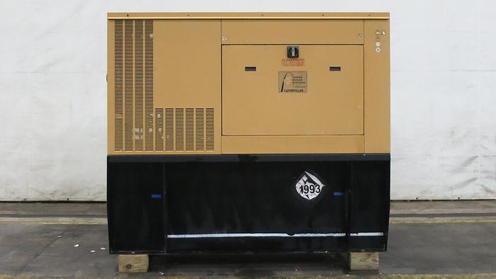 Used Used Caterpillar D100P1 Generator, 692 Hrs, 100 KW