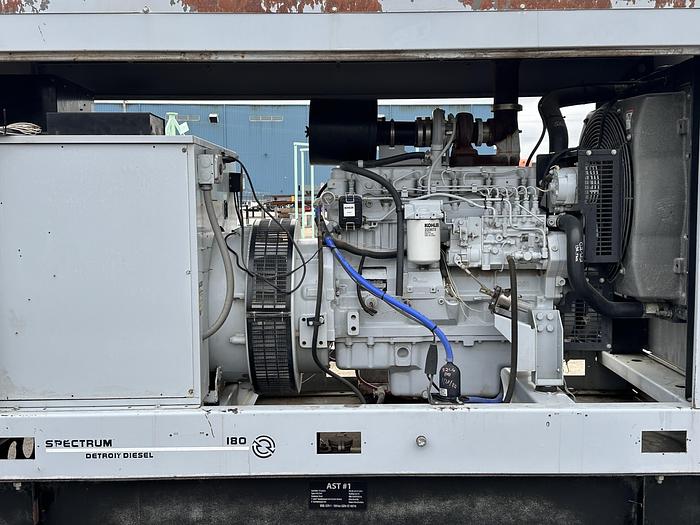 Used Used Detroit Diesel 180DSEJ Diesel Generator 393 Hrs, 180 KW