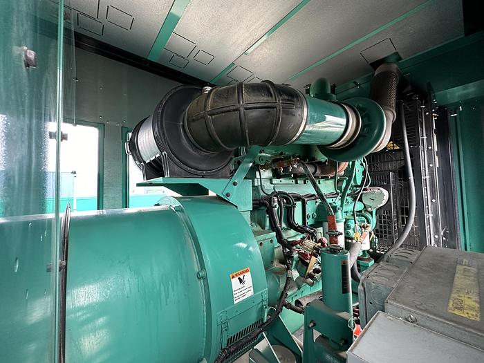 Used Used Cummins DFEK QSX15-G9 Diesel Generator, 300 Hrs, EPA Tier 2, 500 KW