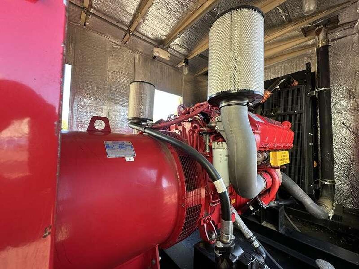 Used Used MTU DS00500 10V1600G80S Diesel Generator, 585 Hrs, EPA Tier 2  500 kW