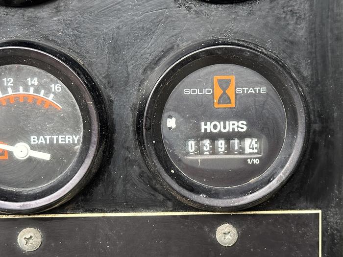 Used Used DMT 1000P Natural Gas Generator, 391 Hrs, Single Phase, 100 KW