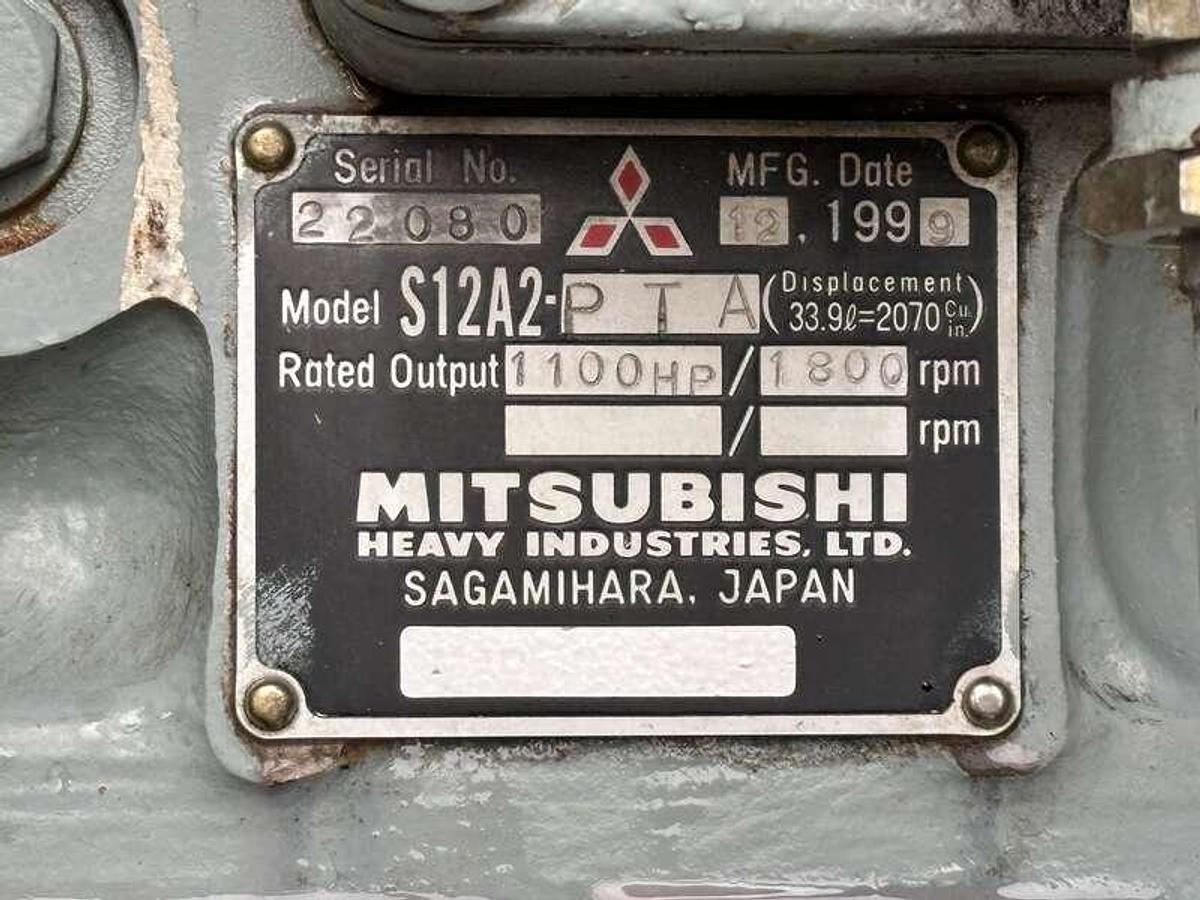 Used Used Elliot 780 RD Diesel Generator, 306 Hrs  750 kW