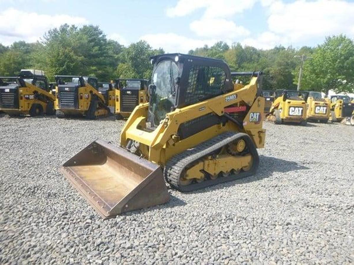 Used 2023 Caterpillar 259D3