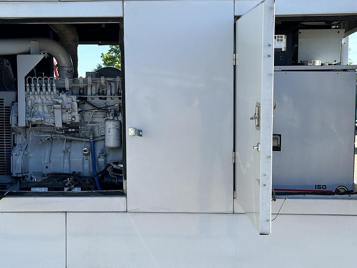 Used Used Detroit Diesel 150DS60 Series 40 7.6L Diesel Generator, 667 Hrs, 150 KW