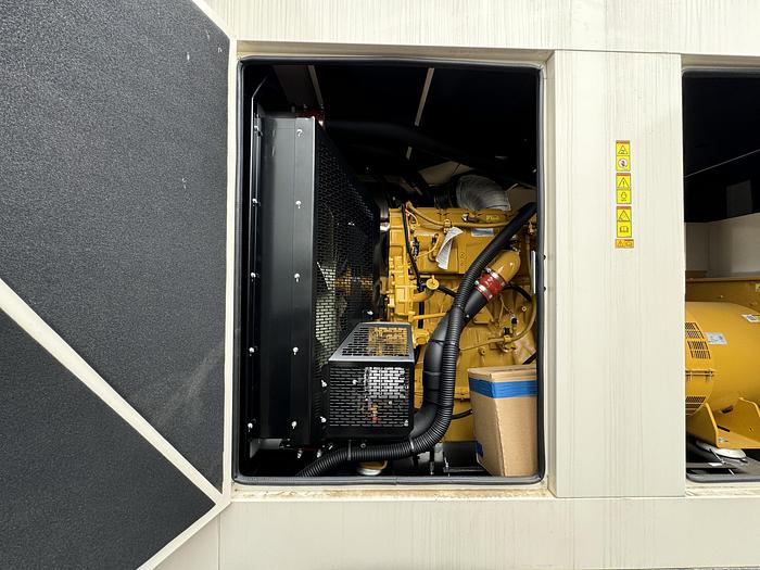 New Caterpillar C18 Diesel Generator 0 Hrs EPA Tier 2, 600 KW