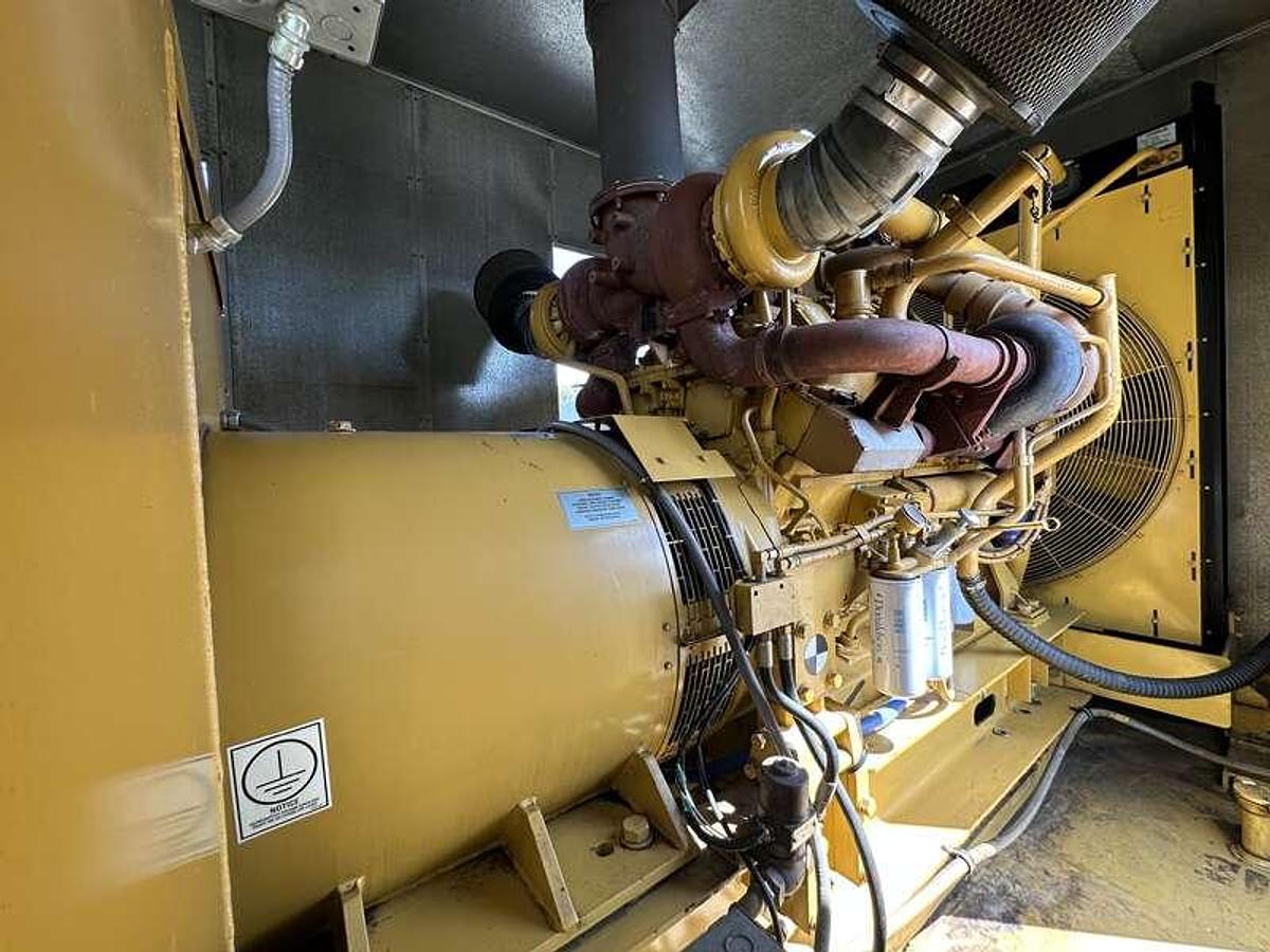 Used OK let's get this onesed Caterpillar 3412 Diesel Generator, 852 Hrs 800 kW
