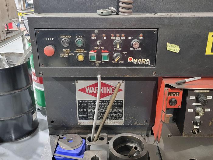 Used CNC PUNCH PRESS 