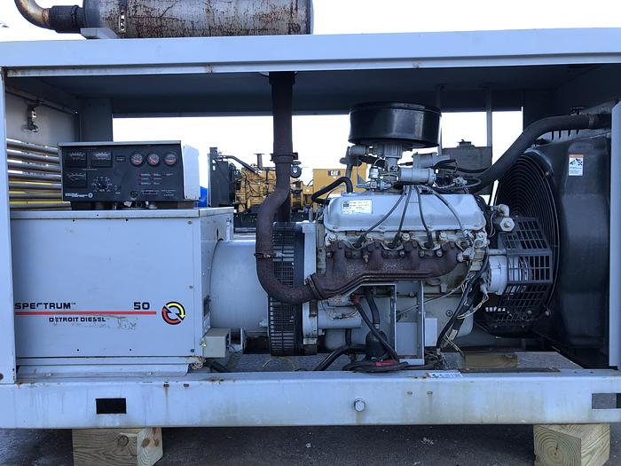 Used Used Detroit Diesel 50GS Natural Gas / Propane Generator 446 Hrs Single Phase, 49 KW