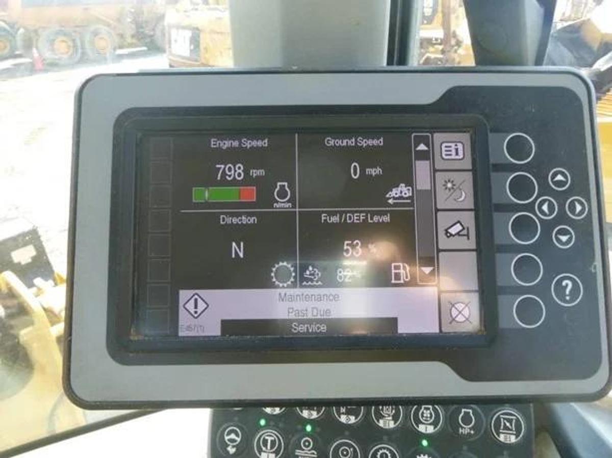 Used 2016 Caterpillar 926M