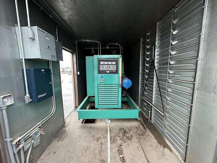 Used USED Cummins 500 kW standby (450 kW prime) diesel generator