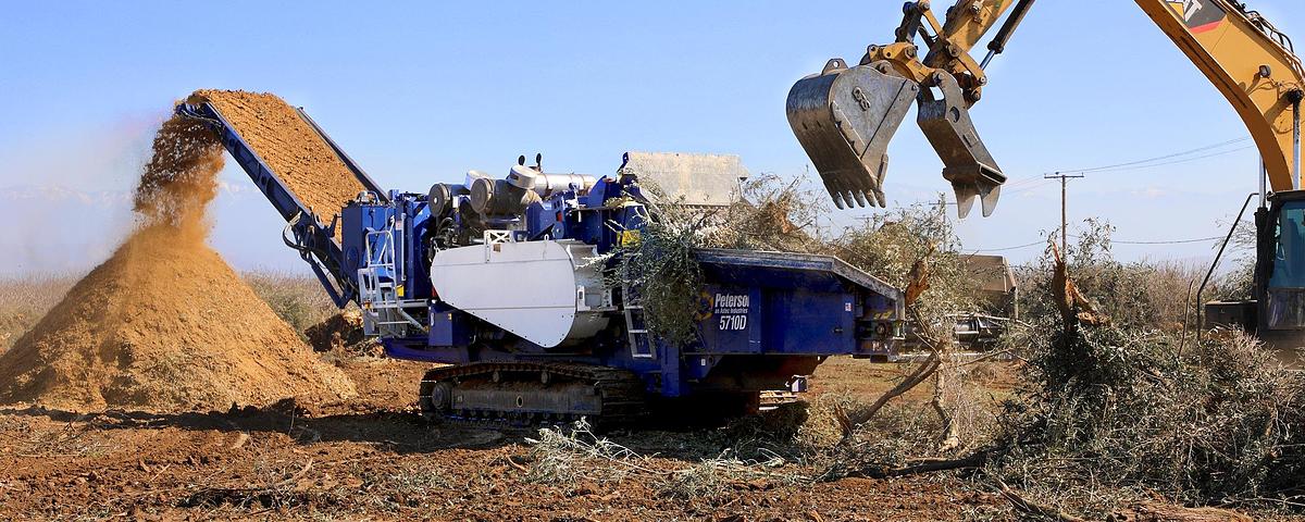 Used  2018 Peterson 5710D Horizontal Grinder - Low Hours, High Capacity