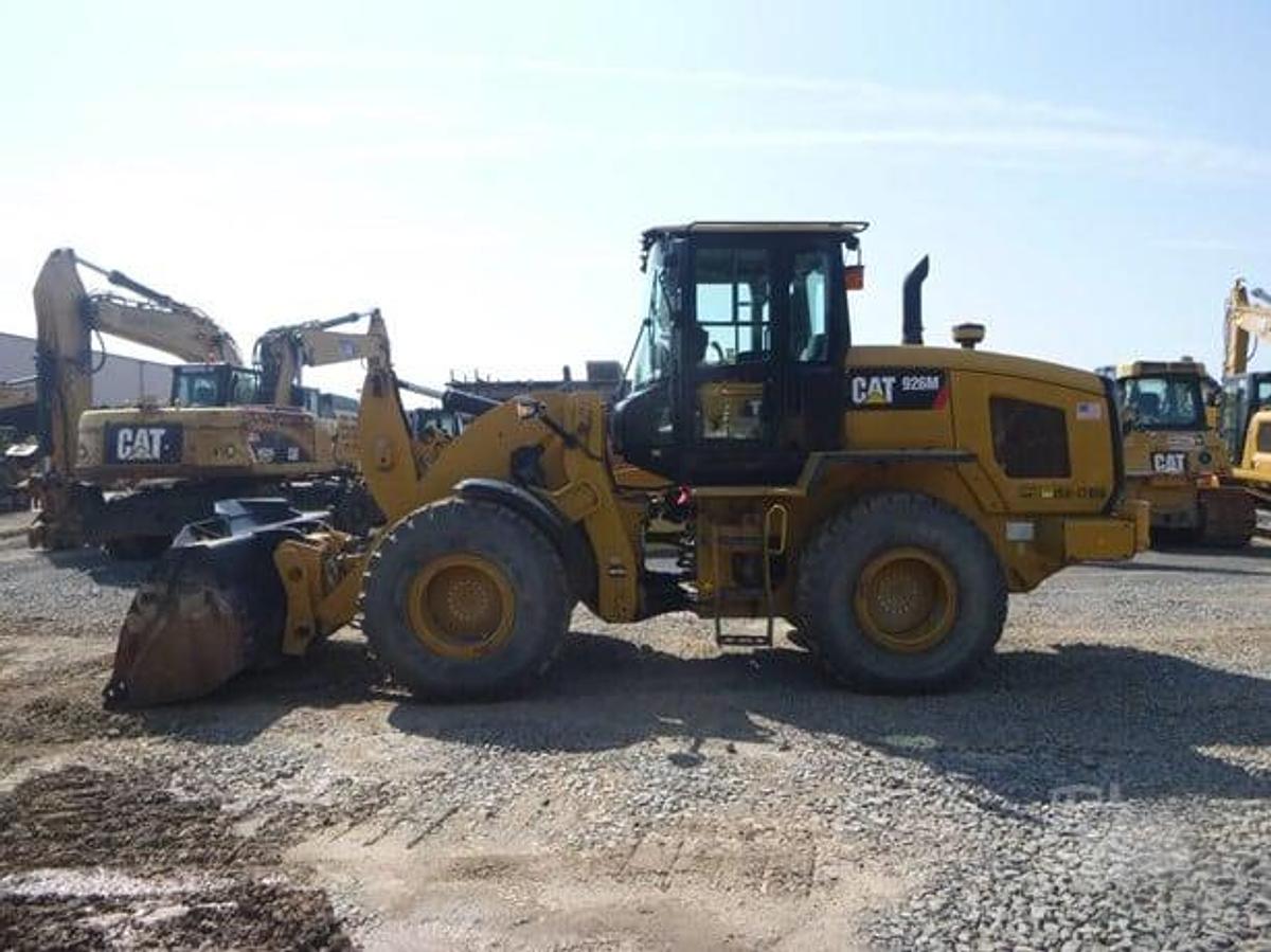 Used 2016 Caterpillar 926M