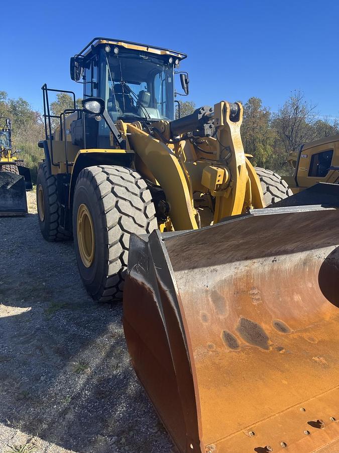 Used 2023 Caterpillar 966