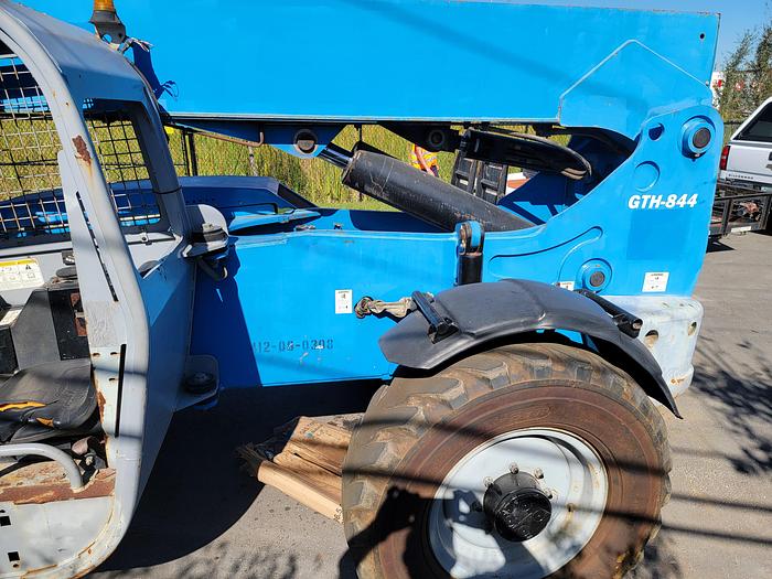 Used 2013 Genie GTH844
