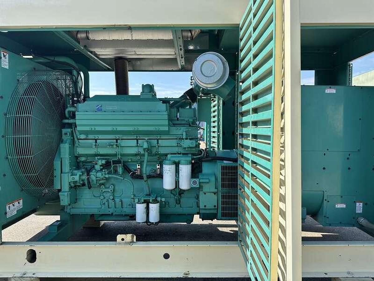 Used Used Cummins DFED KTA19-G4 Diesel Generator, 598 Hrs  500 kW