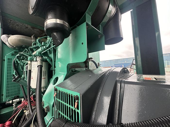 Used Used Cummins DSHAA QSL9-G2 Diesel Generator, 610 hrs., 150 KW